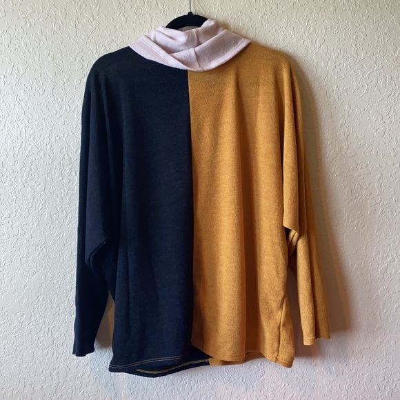 Color Block Dolman Sweater - Picture 8 of 8